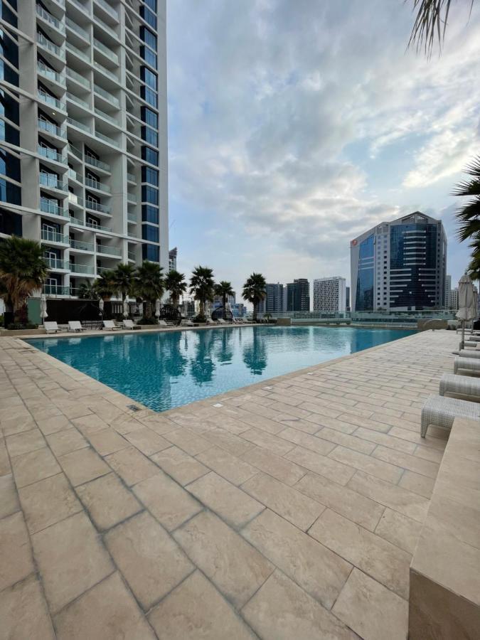Luxury Aparthotel Prive Dubai Bagian luar foto