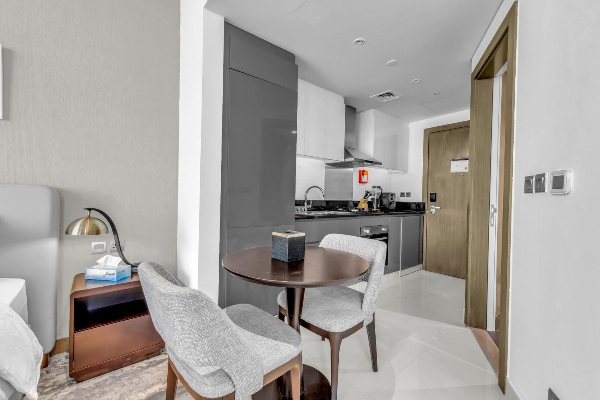 Luxury Aparthotel Prive Dubai Bagian luar foto