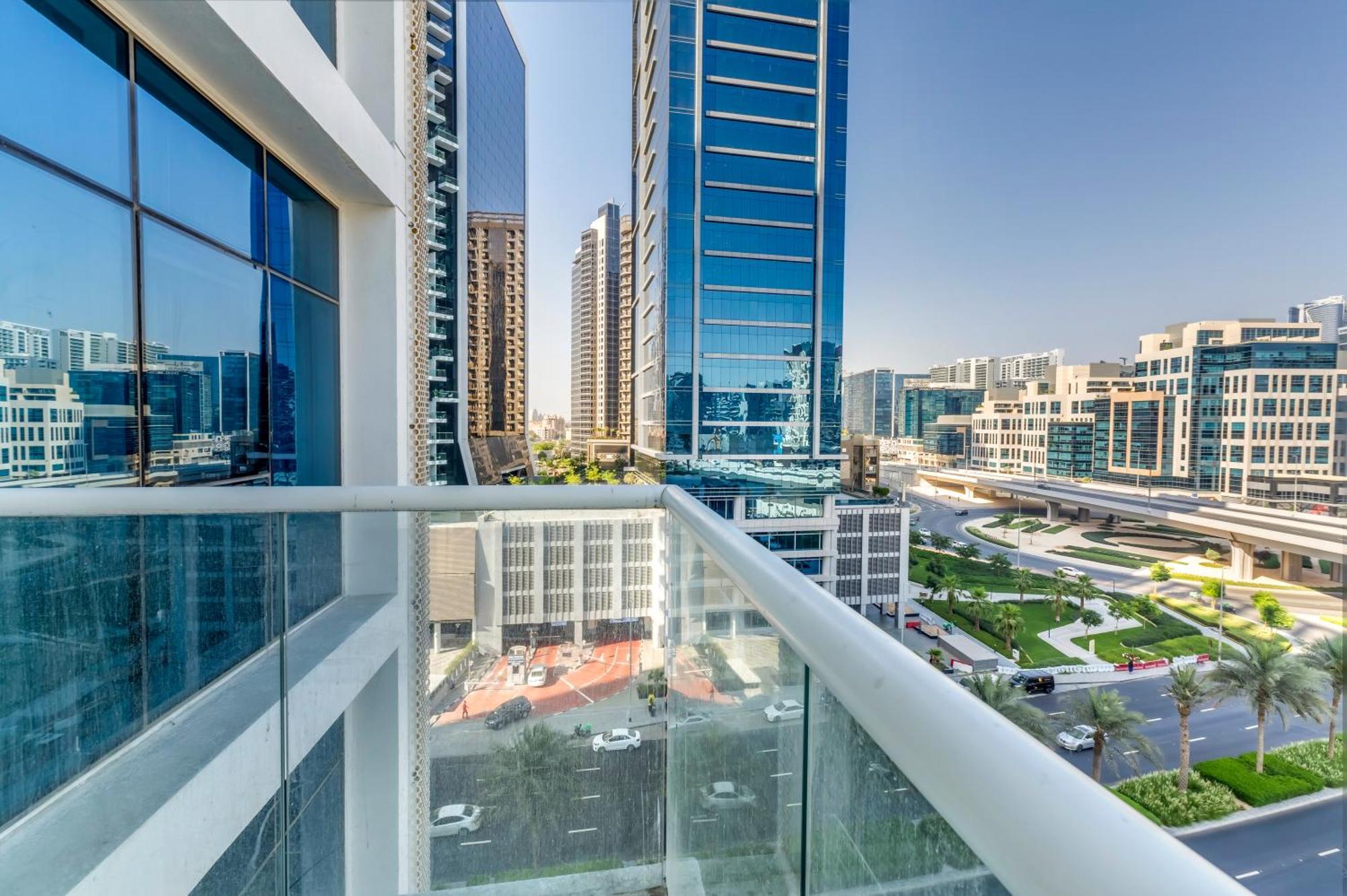 Luxury Aparthotel Prive Dubai Bagian luar foto